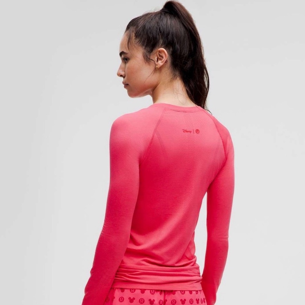 Disney × Lululemon Swiftly Tech Long-Sleeve Shirt 2.0 Lip Gloss size 6 & tote